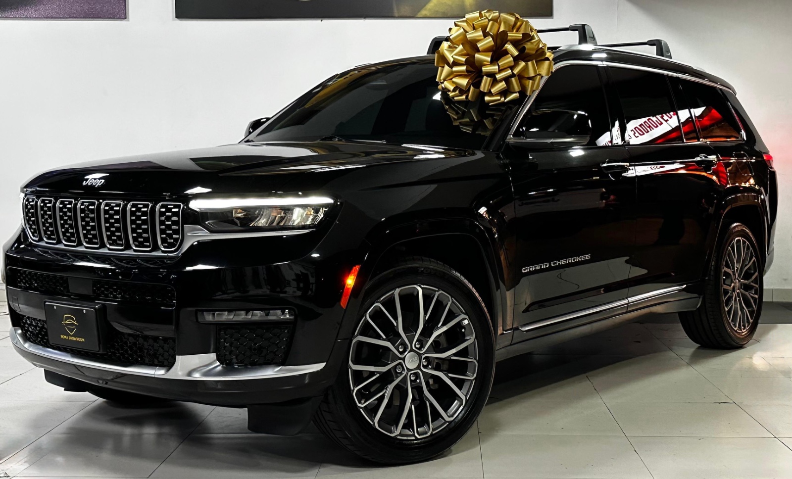 JEEP GRAND CHEROKEE SUMMIT V8 5.7 (5442)