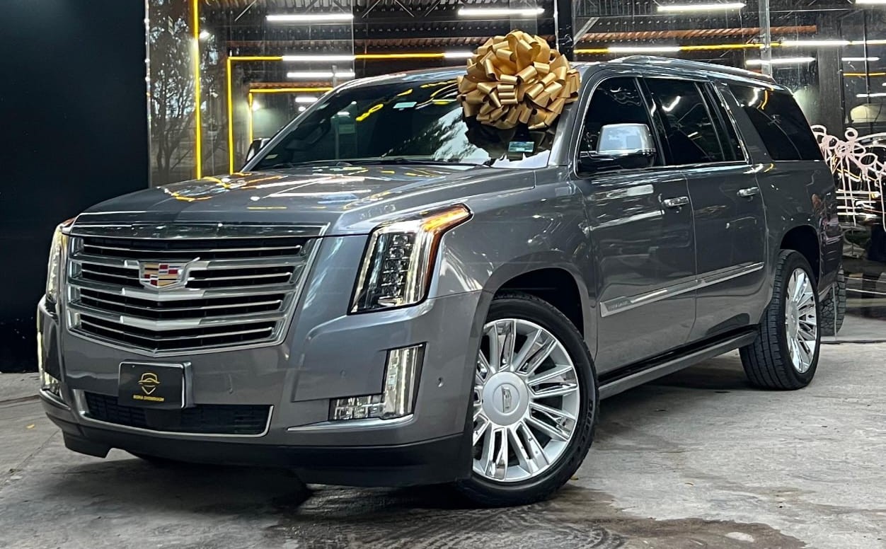 CADILLAC ESCALADE ESV PLATINUM (6398)