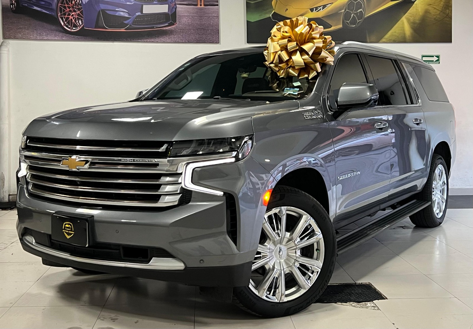 CHEVROLET SUBURBAN HIGH COUNTRY 4X4 (8884)