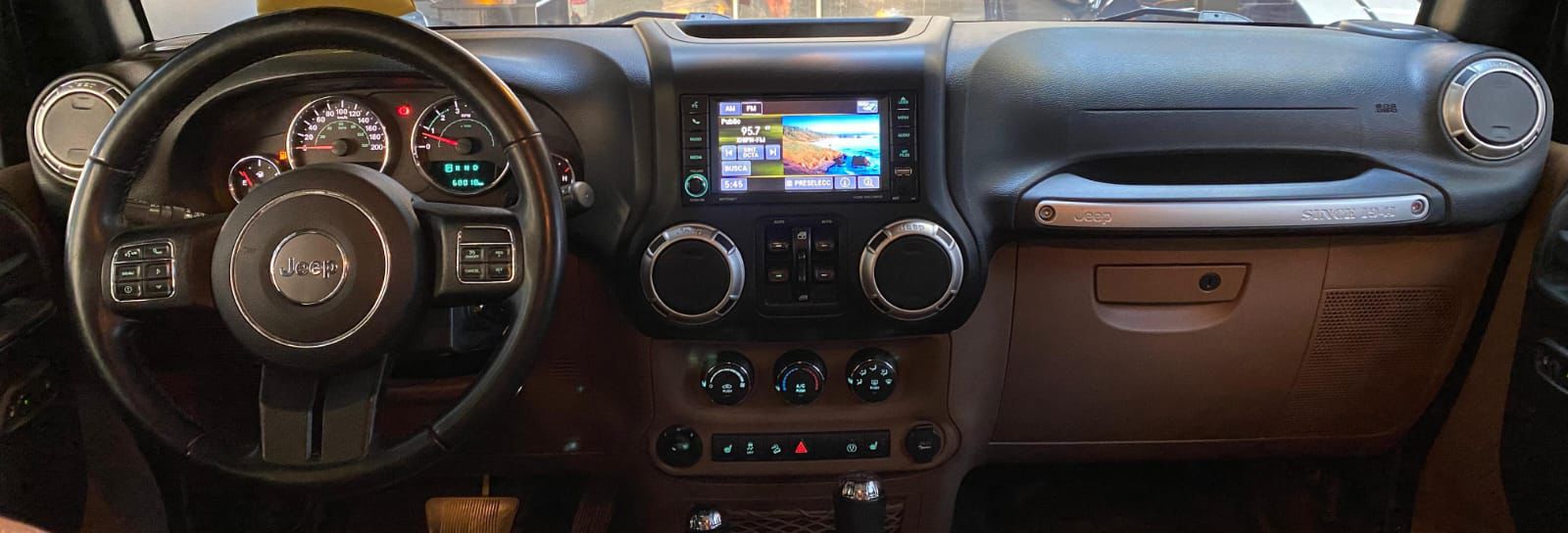 JEEP WRANGLER UNLIMITED SAHARA (5218) - Image 10