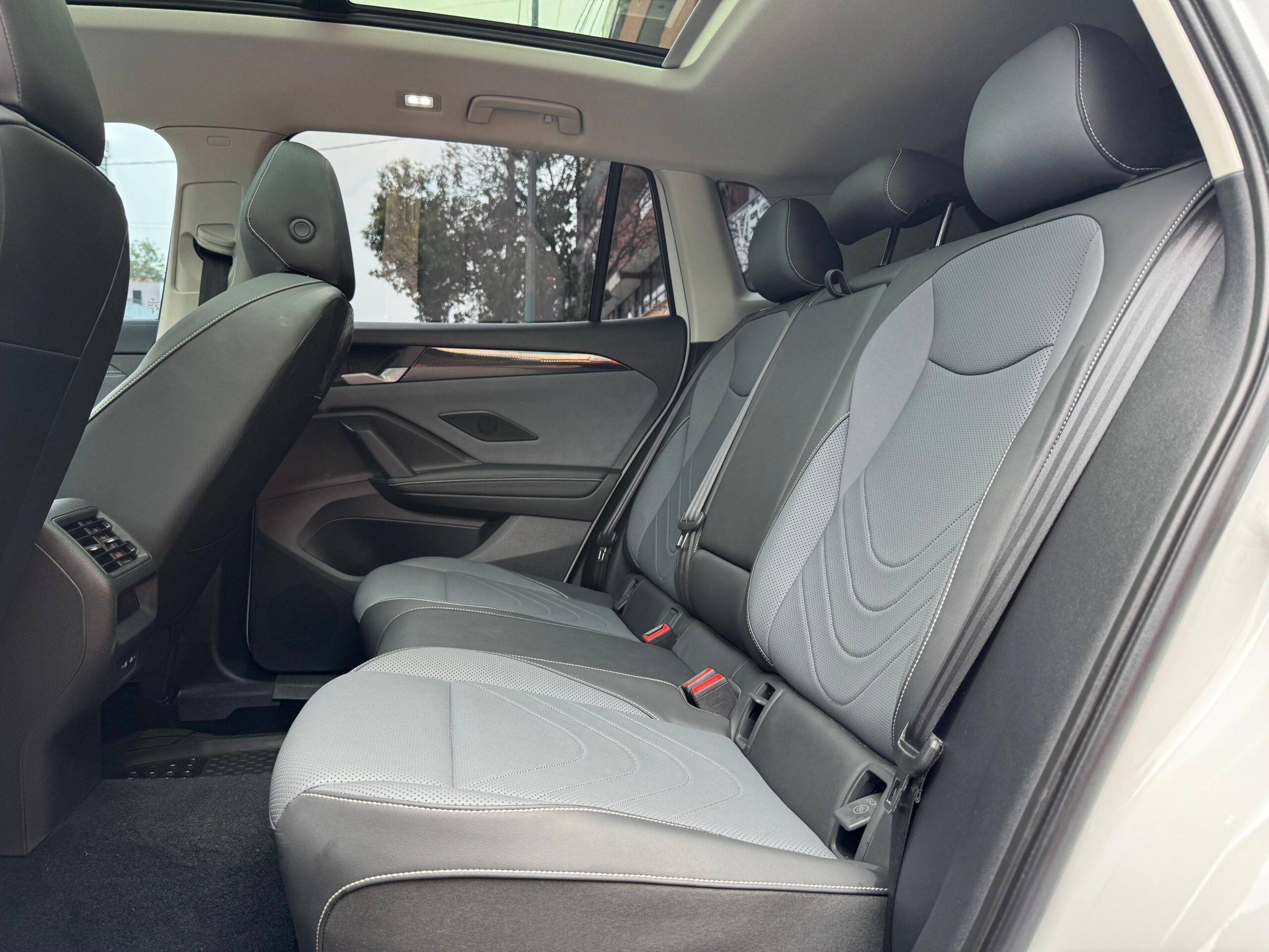 VOLKSWAGEN TIGUAN COMFORTLINE (1453) - Image 10
