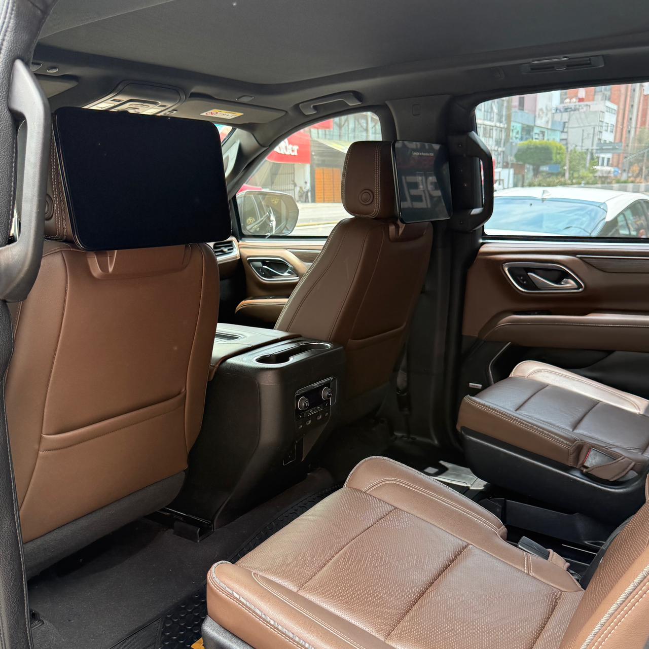CHEVROLET SUBURBAN HIGH COUNTRY 4X4 BLINDAJE NIVEL 5 PLUS (4750) - Image 13