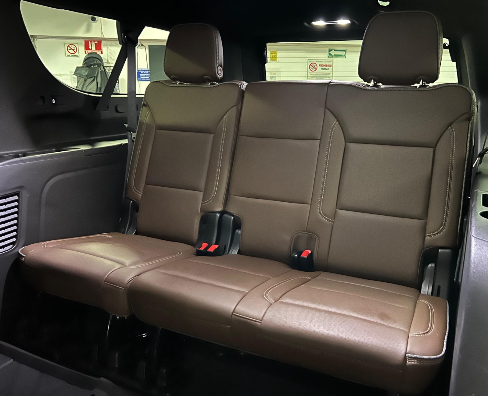 CHEVROLET SUBURBAN HIGH COUNTRY 4X4 (8884) - Image 14