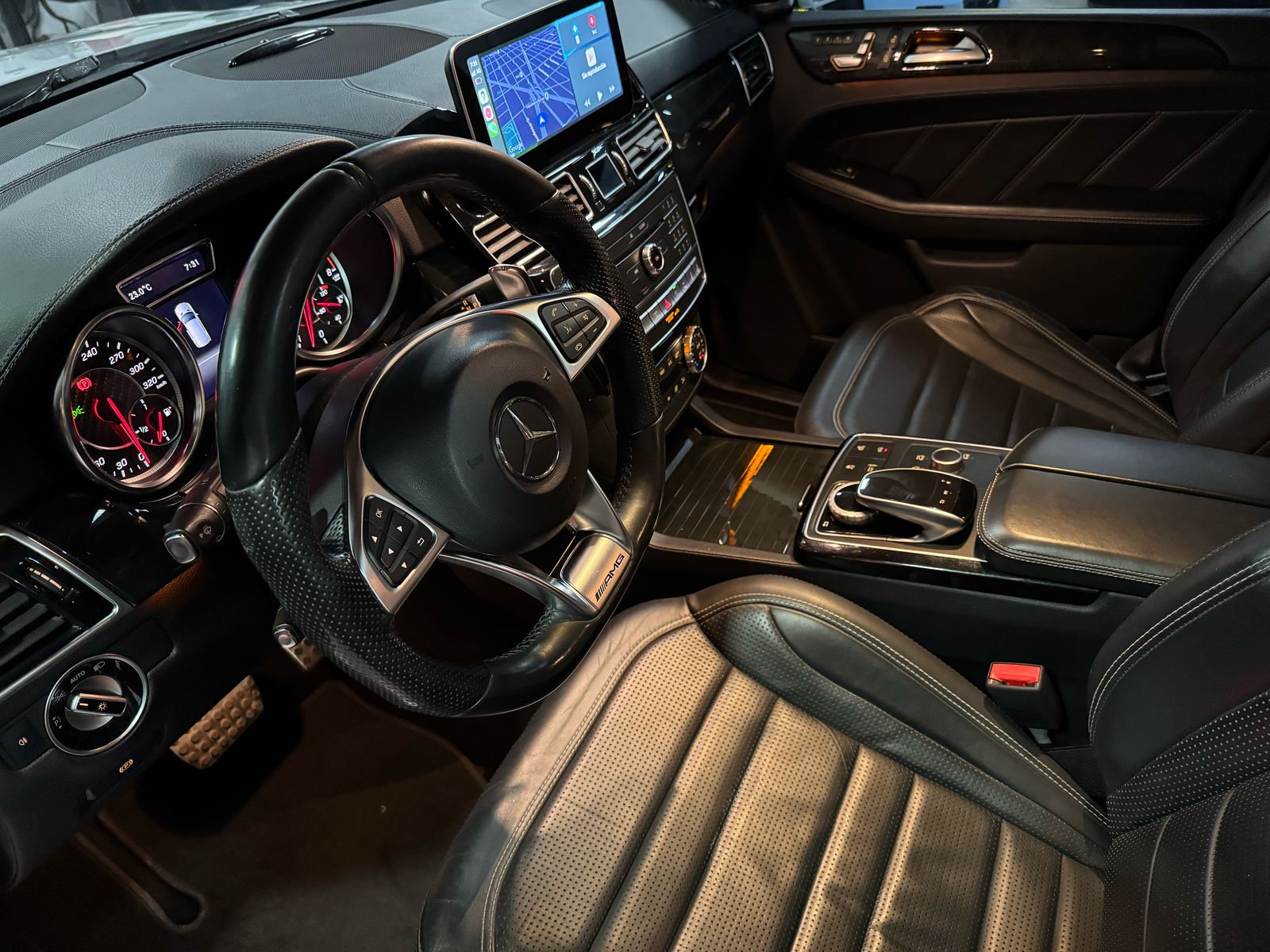 MERCEDES BENZ GLE 63 AMG ALL ROAD SUV (5216) - Image 15
