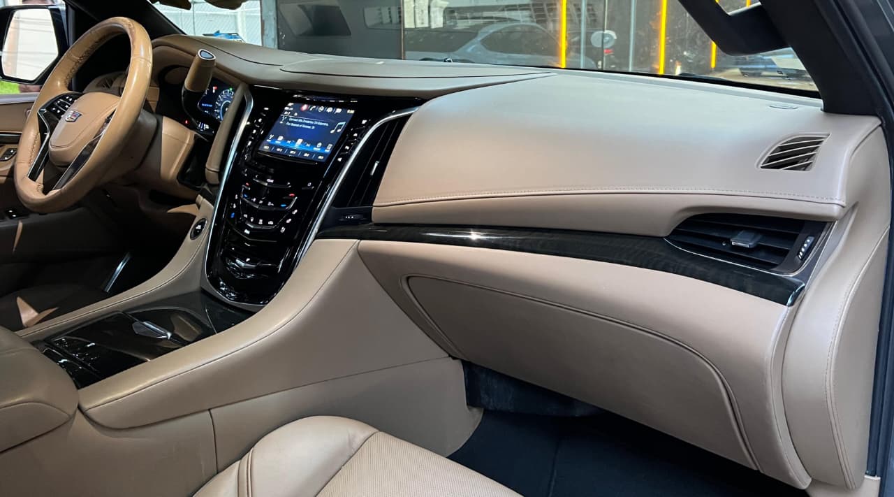 CADILLAC ESCALADE ESV PLATINUM (6398) - Image 19