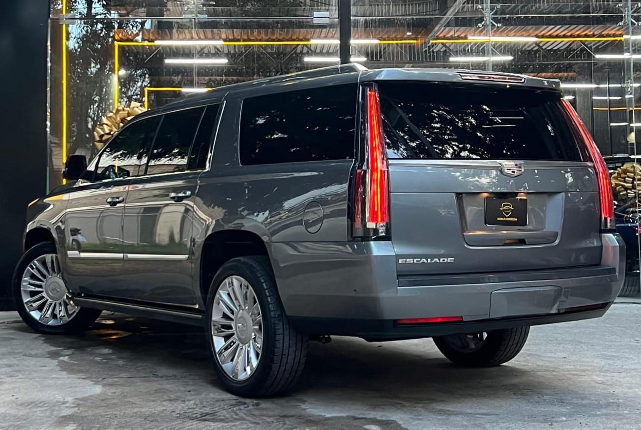 CADILLAC ESCALADE ESV PLATINUM (6398) - Image 2