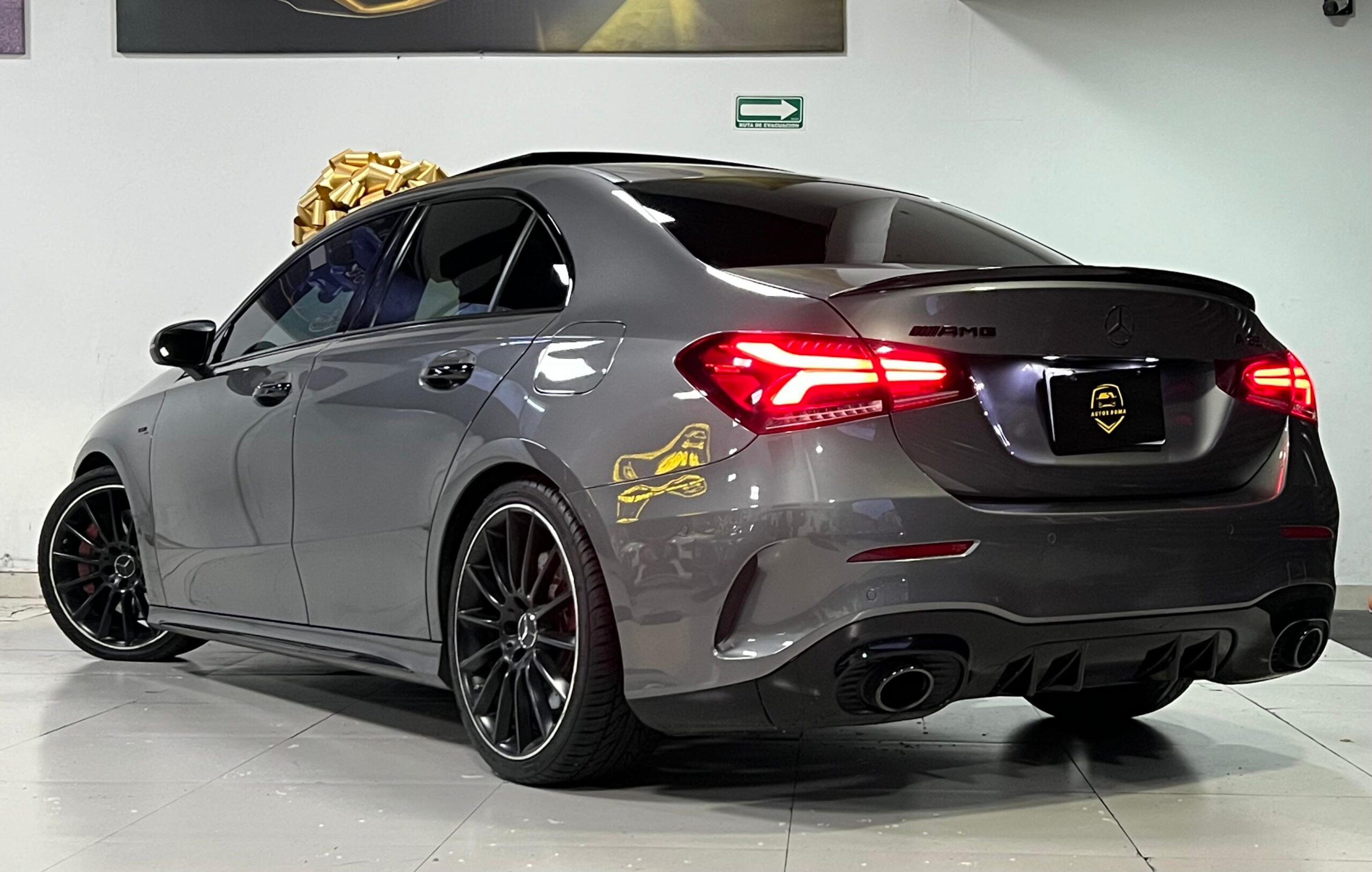 MERCEDES BENZ A 35 AMG (7101) - Image 2