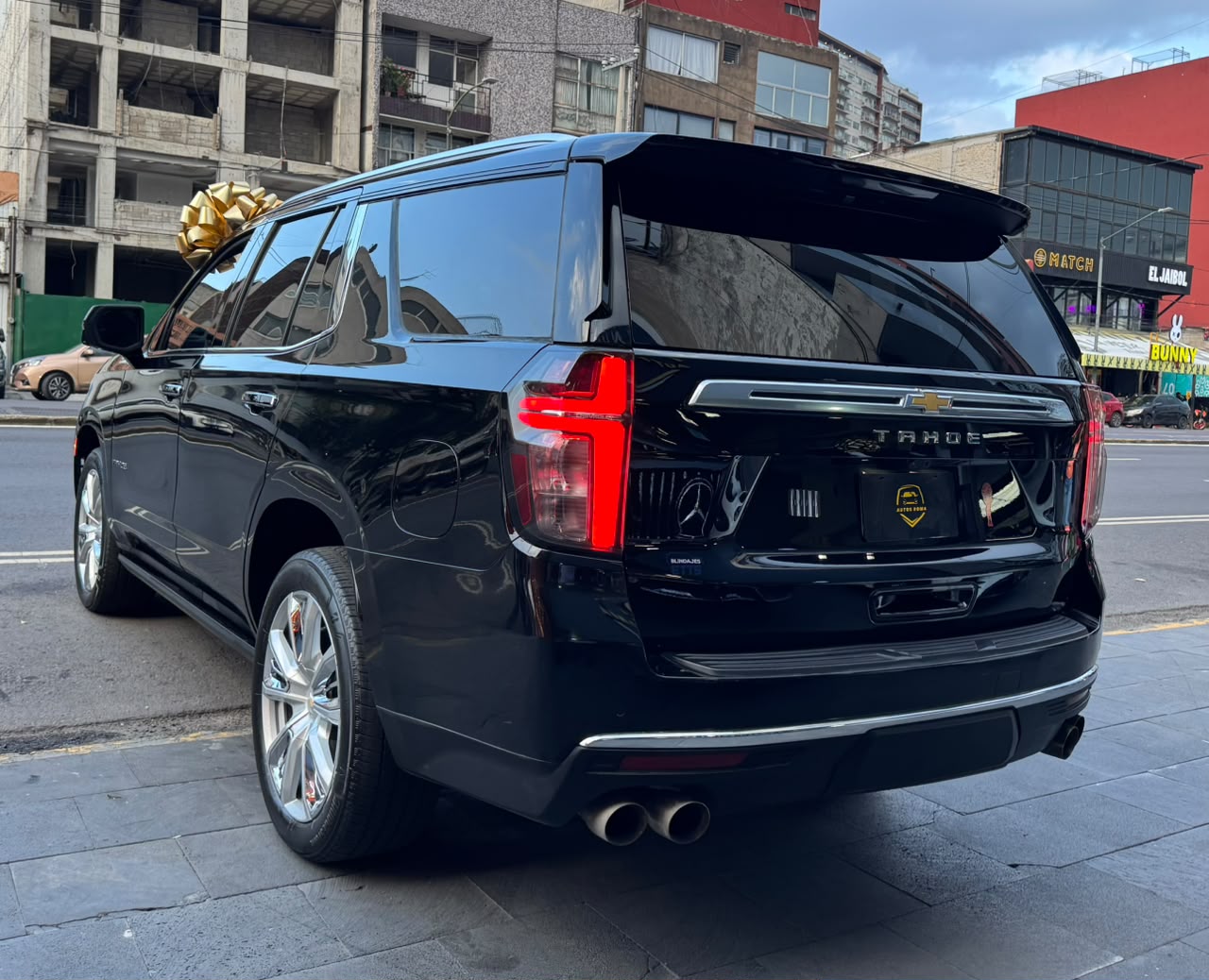 CHEVROLET TAHOE HIGH COUNTRY 4X4 BLINDAJE NIVEL 3 PLUS (1345) - Image 2