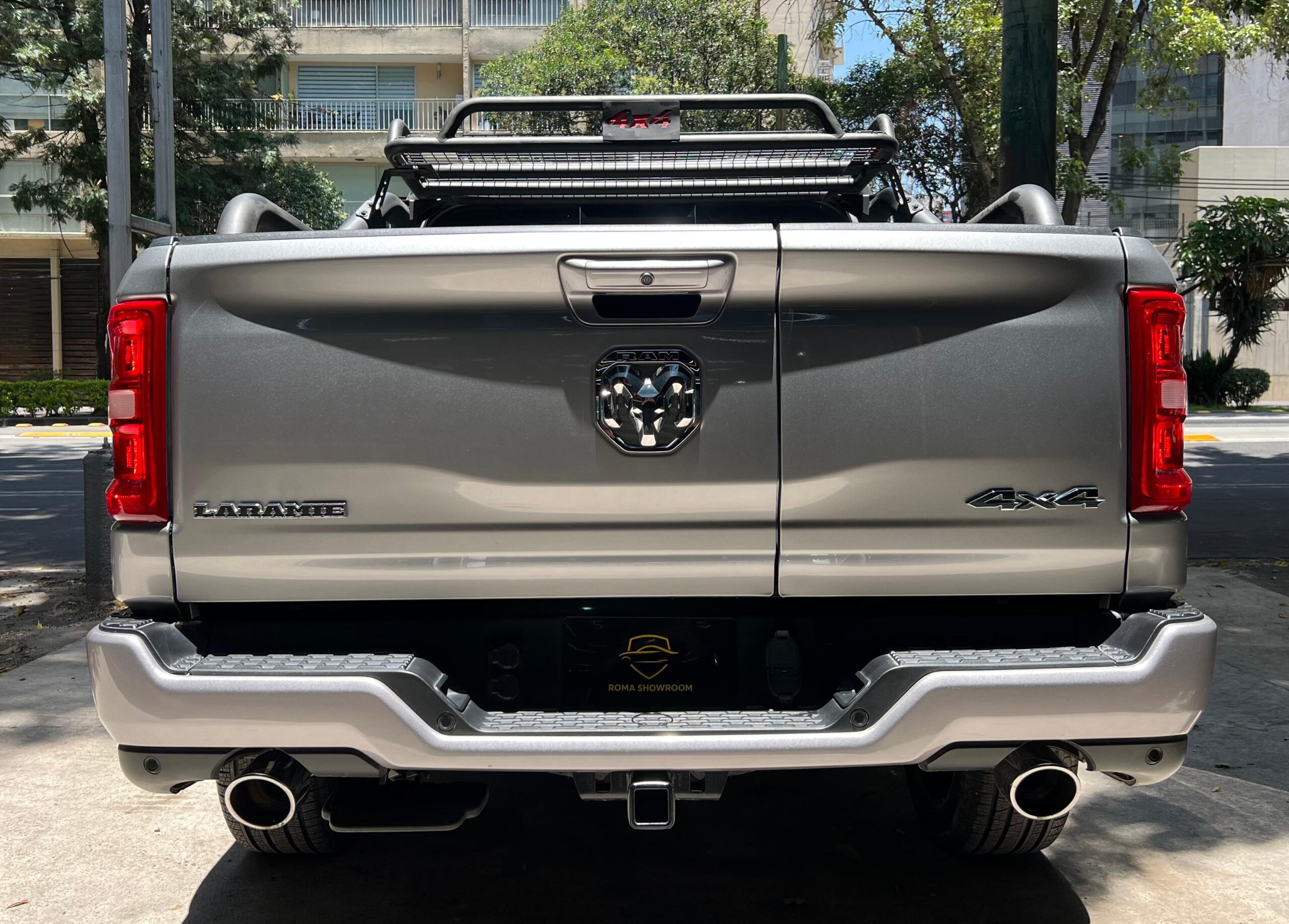 RAM 1500 LARAMIE SPORT CREW CAB 4X4 (1510) - Image 3