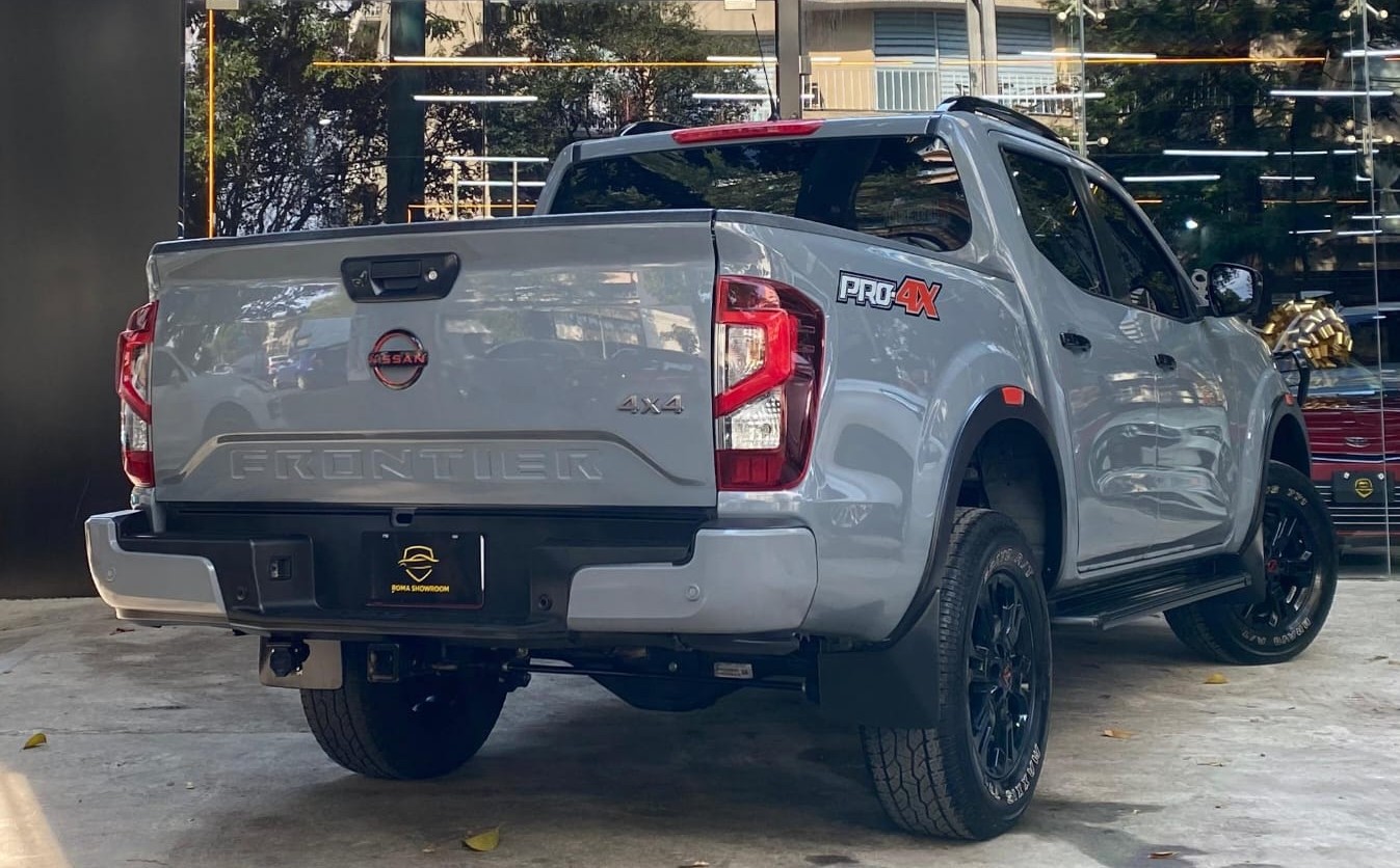 NISSAN FRONTIER PRO 4X 4X4 (2505) - Image 4