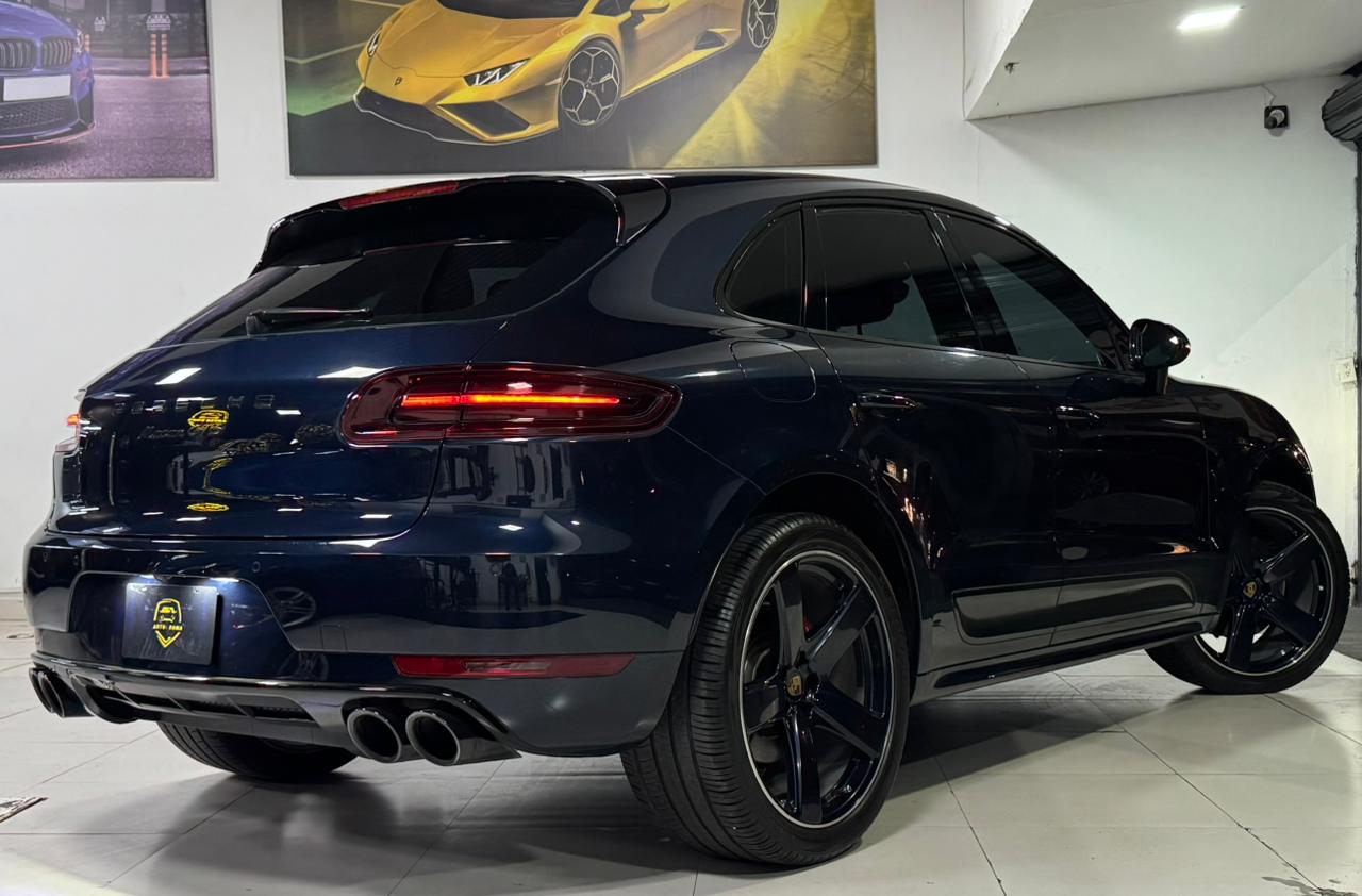 PORSCHE MACAN GTS (3146) - Image 4