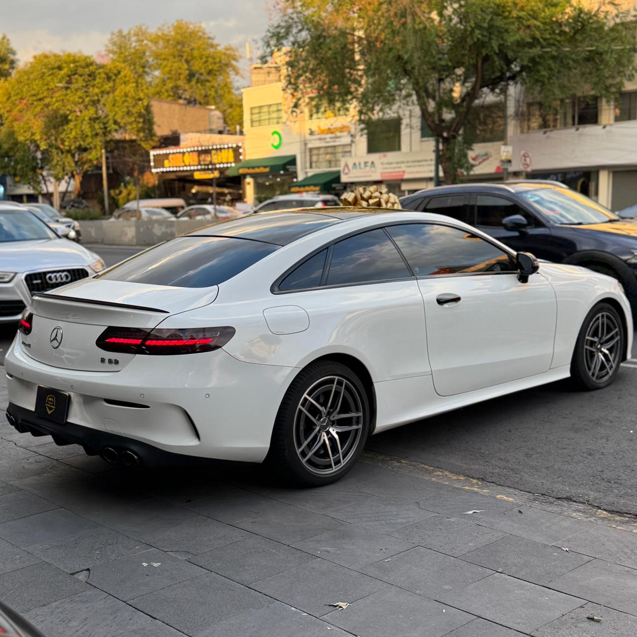 MERCEDES BENZ E 53 COUPE AMG MILD HYBRID (5974) - Image 4