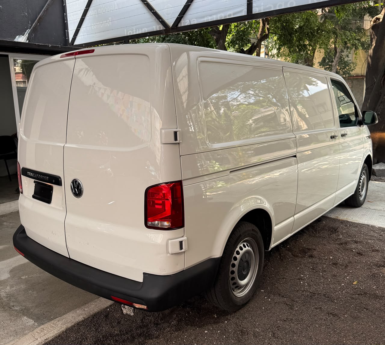 VOLKSWAGEN TRANSPORTER CARGO VAN (7780) - Image 4