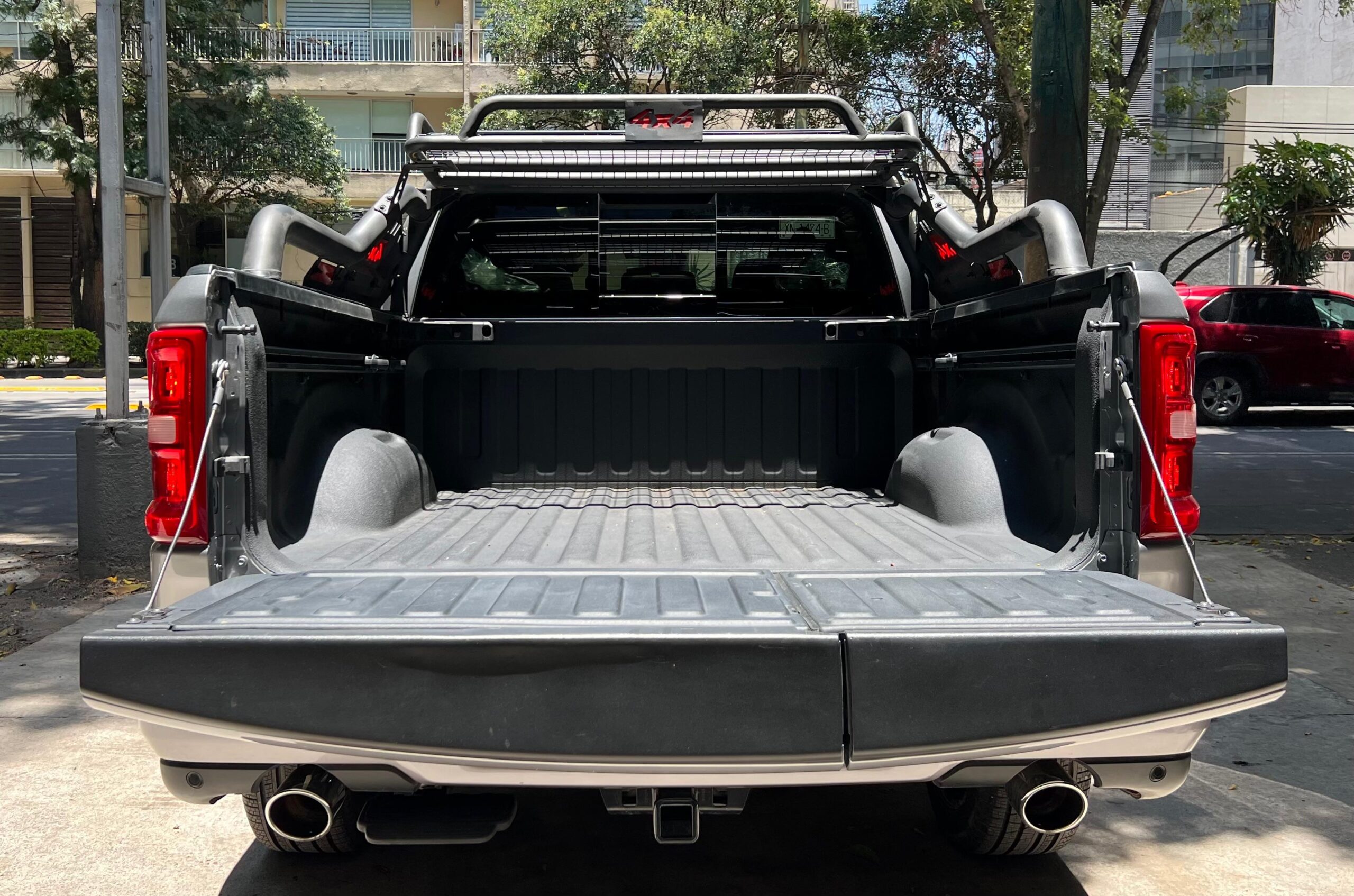RAM 1500 LARAMIE SPORT CREW CAB 4X4 (1510) - Image 4