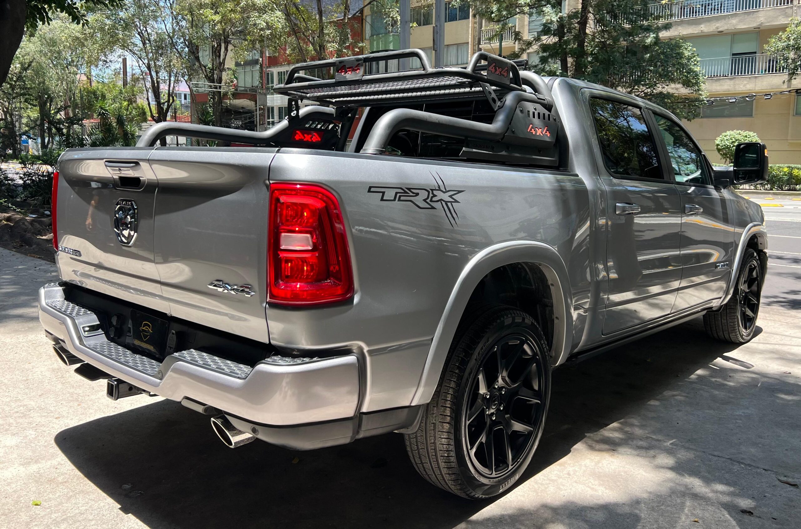 RAM 1500 LARAMIE SPORT CREW CAB 4X4 (1510) - Image 5