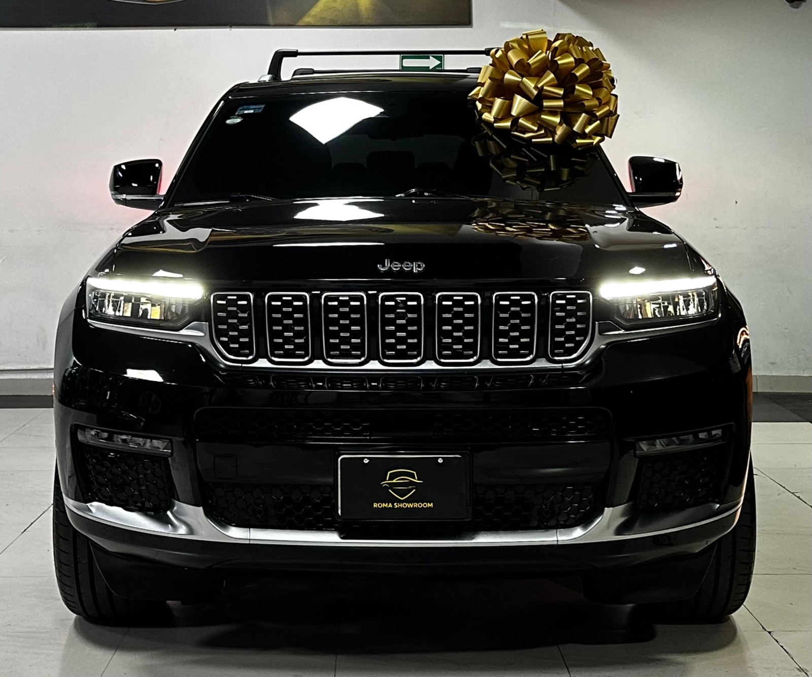 JEEP GRAND CHEROKEE SUMMIT V8 5.7 (5442) - Image 6
