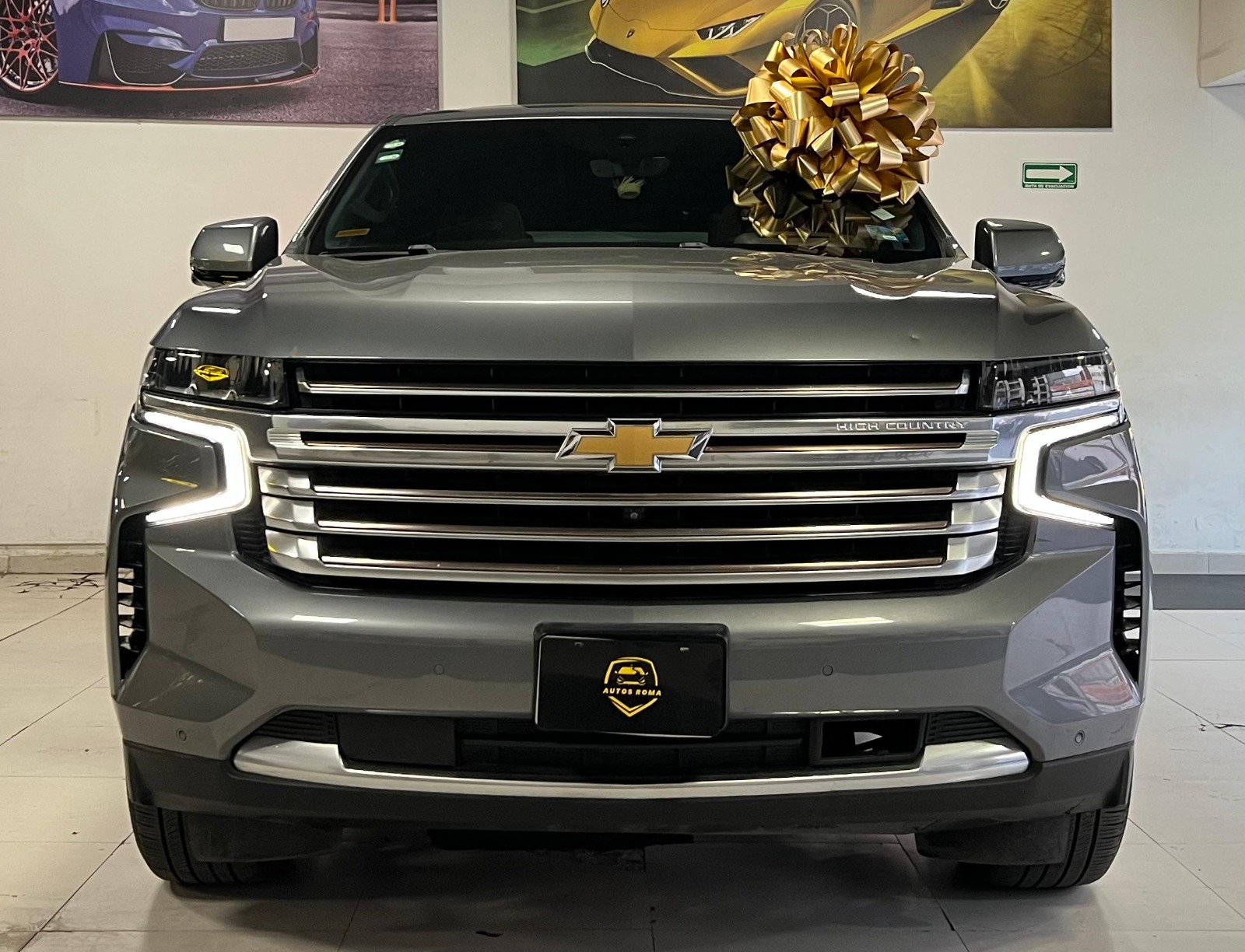 CHEVROLET SUBURBAN HIGH COUNTRY 4X4 (8884) - Image 6