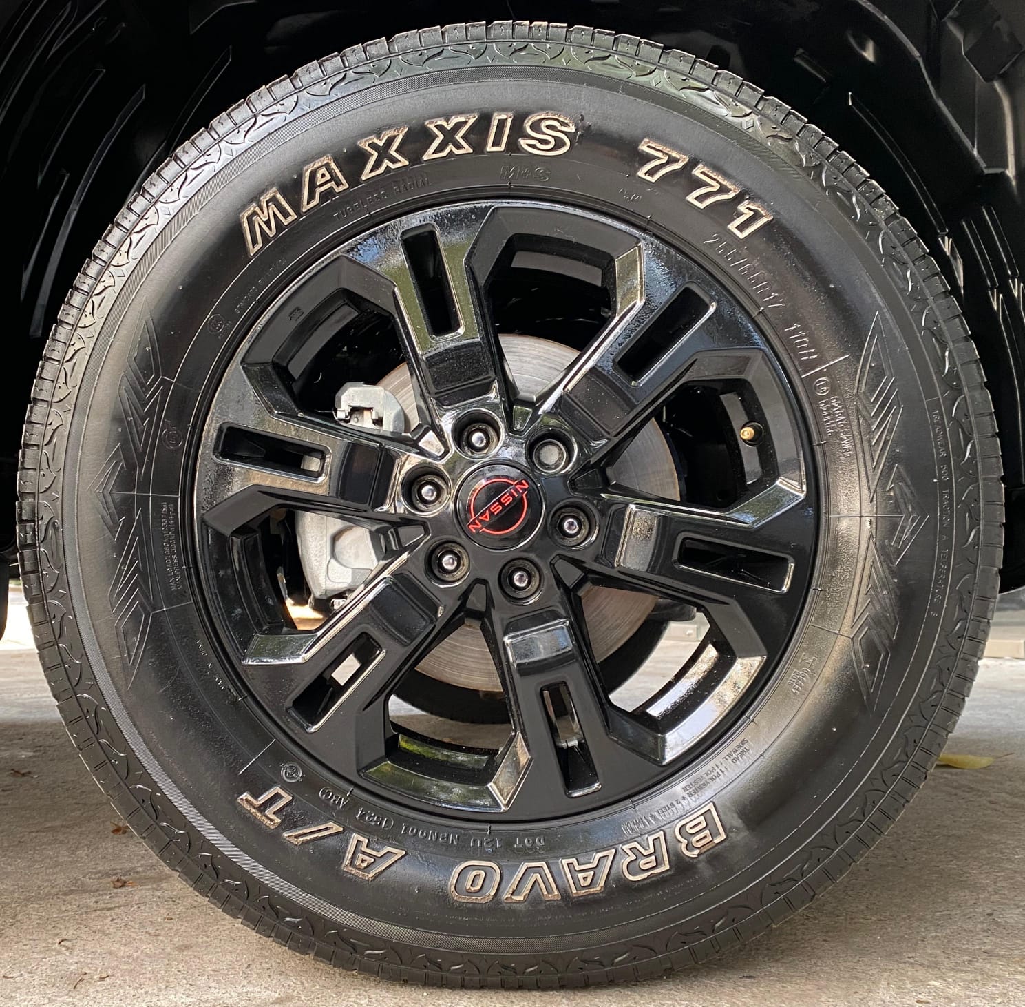 NISSAN FRONTIER PRO 4X 4X4 (2505) - Image 9