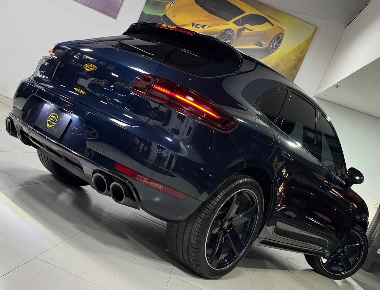 PORSCHE MACAN GTS (3146) - Image 23