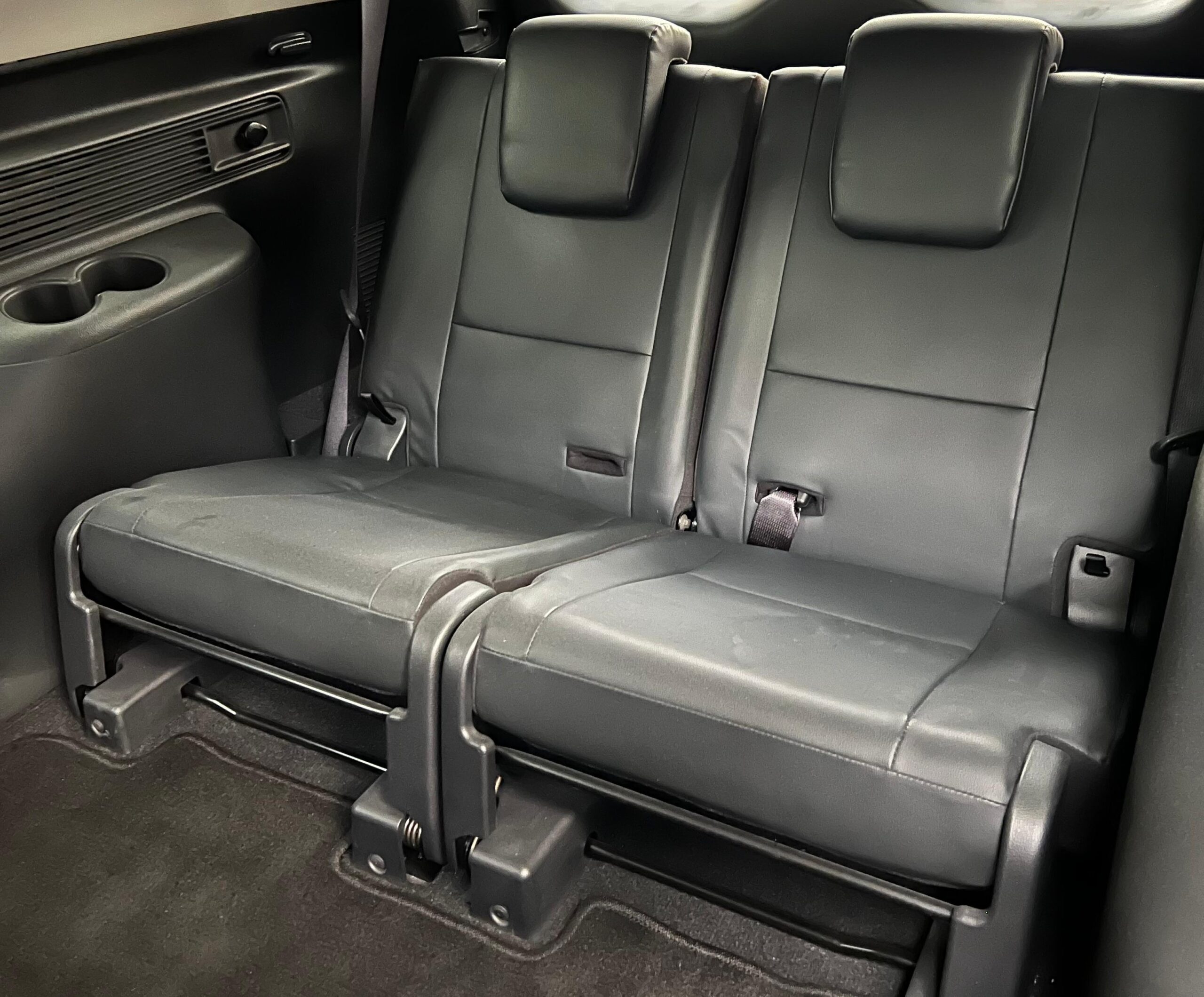 MITSUBISHI MONTERO SE SPORT (9158) - Image 21