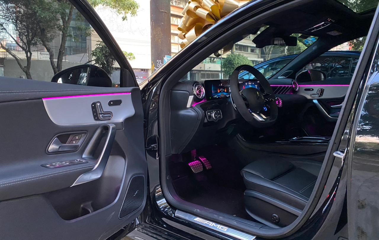 MERCEDES BENZ A 45 S AMG (6597) - Image 19