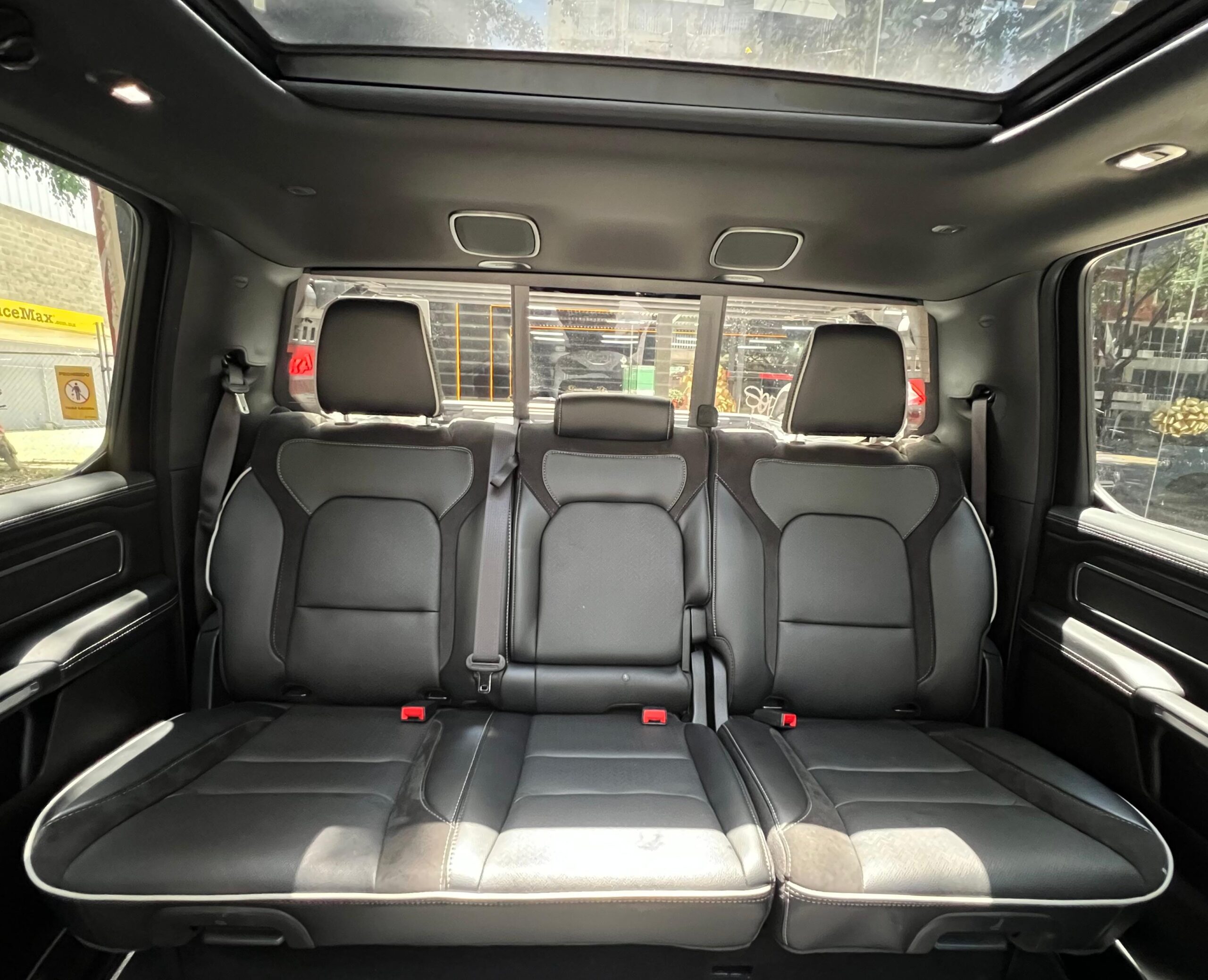 RAM 1500 LARAMIE SPORT CREW CAB 4X4 (1510) - Image 18