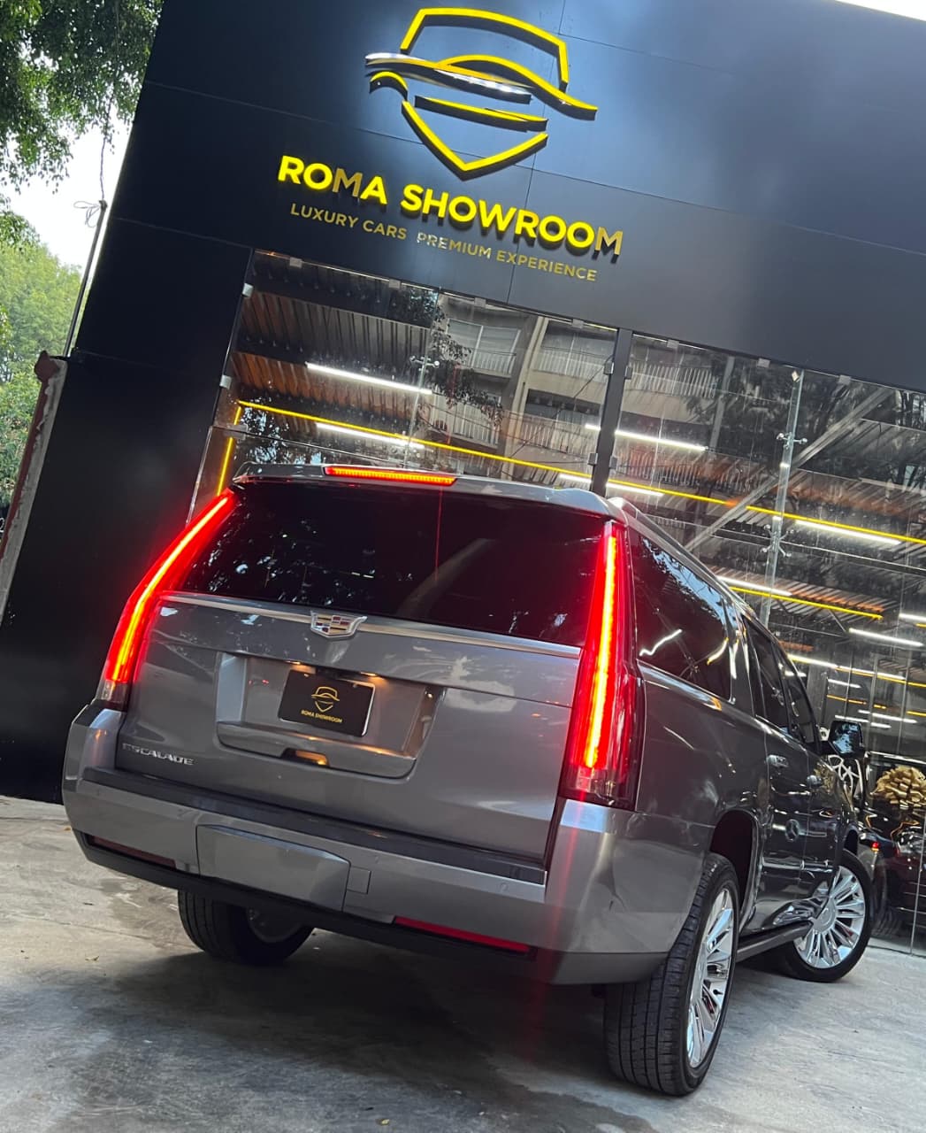 CADILLAC ESCALADE ESV PLATINUM (6398) - Image 31