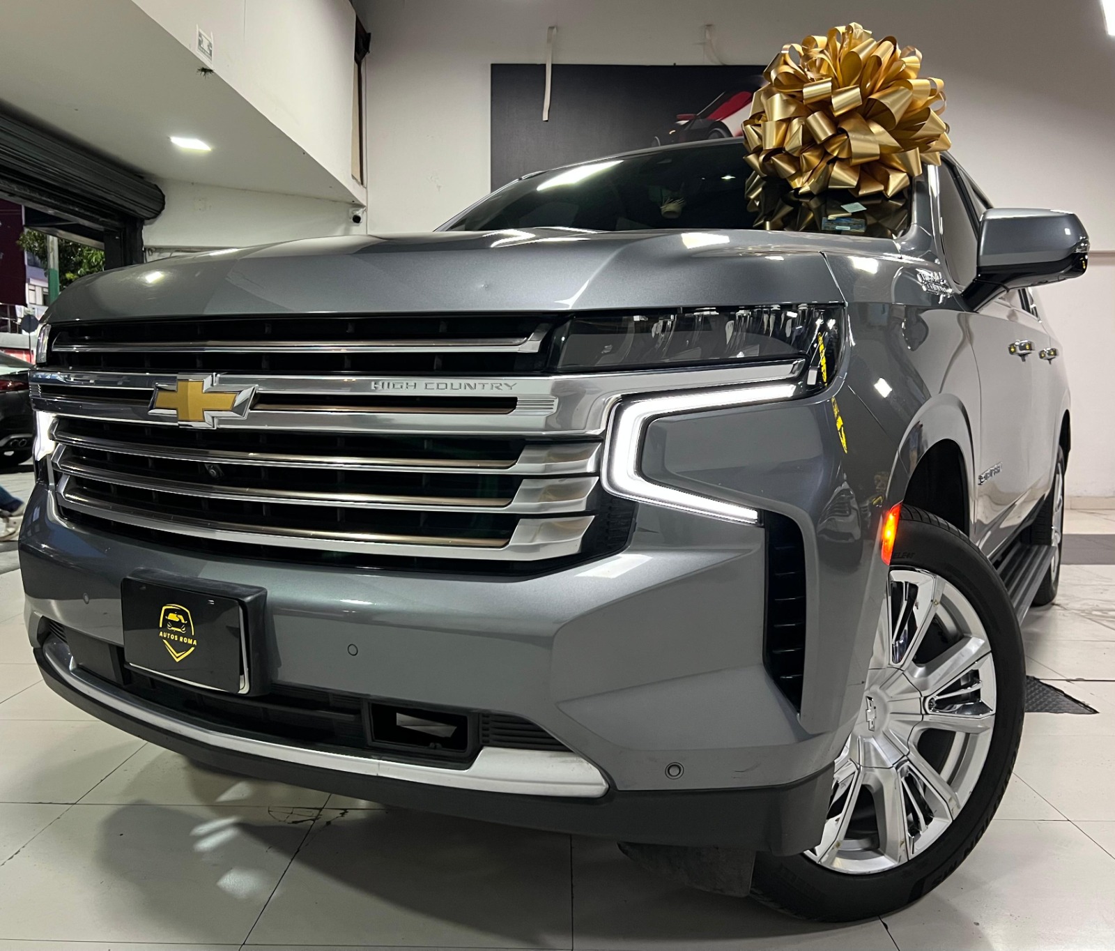 CHEVROLET SUBURBAN HIGH COUNTRY 4X4 (8884) - Image 23