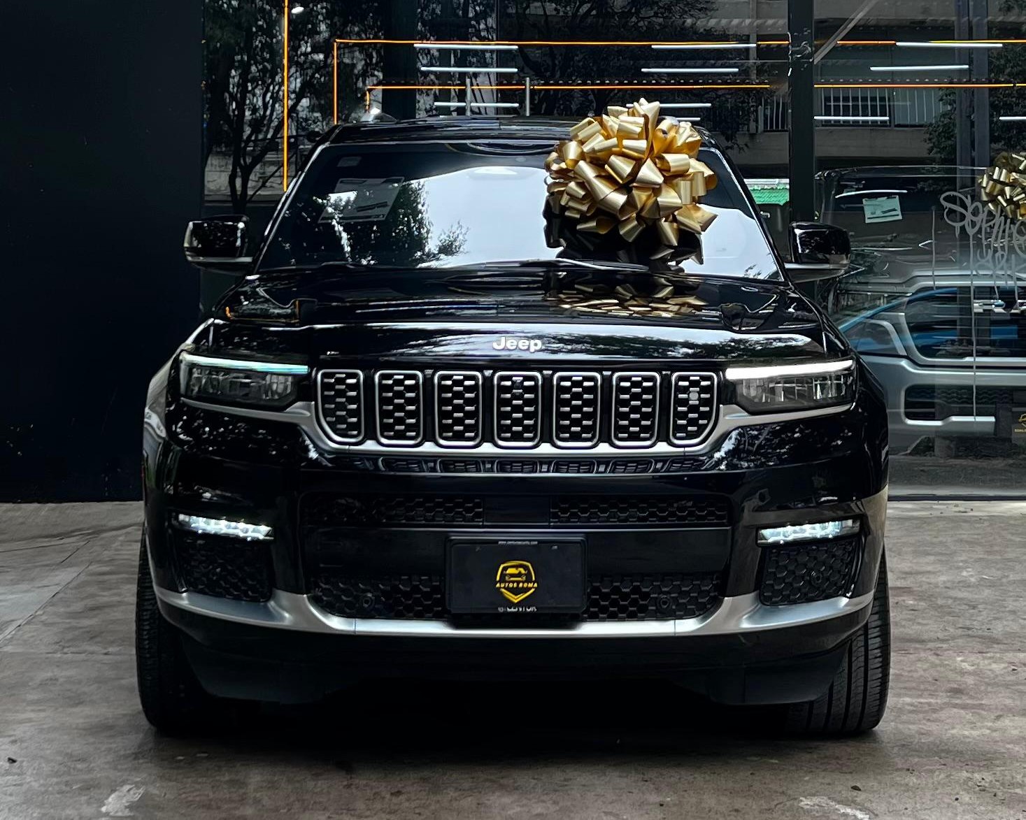 JEEP GRAND CHEROKEE SUMMIT BLINDAJE NIVEL 3 CENTURY (8434) - Imagen 6