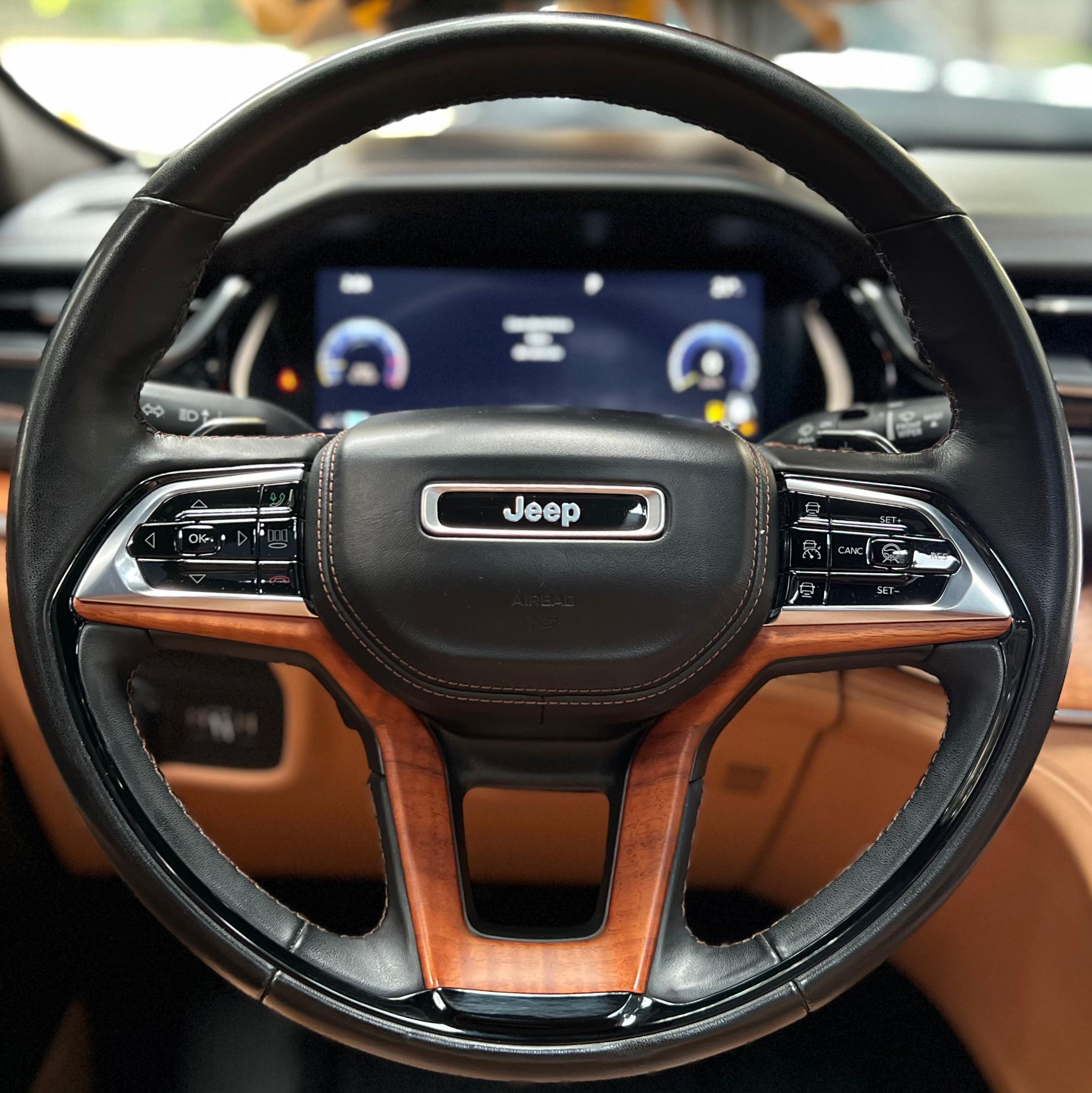 JEEP GRAND CHEROKEE SUMMIT BLINDAJE NIVEL 3 CENTURY (8434) - Imagen 9