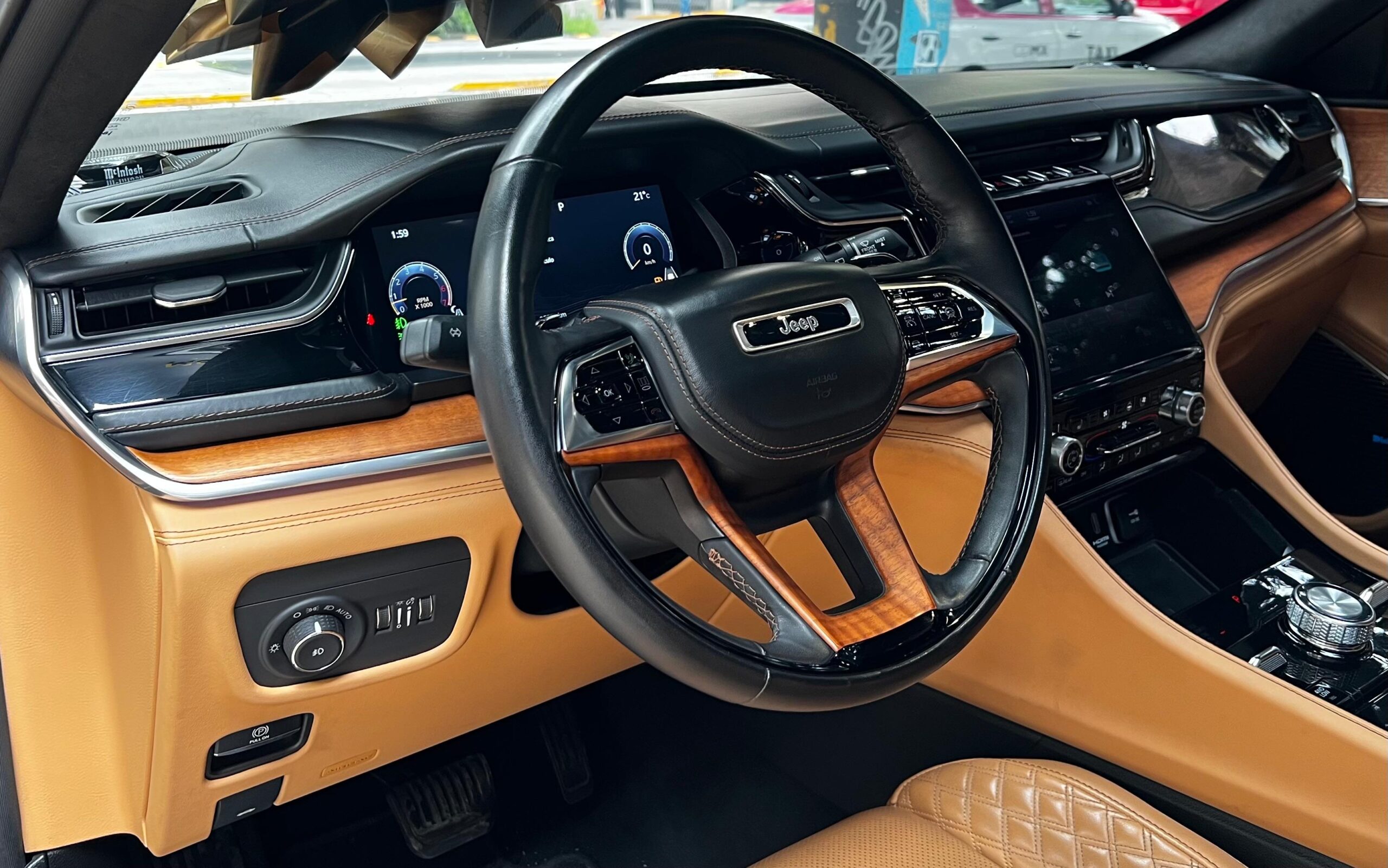 JEEP GRAND CHEROKEE SUMMIT BLINDAJE NIVEL 3 CENTURY (8434) - Imagen 23